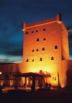 Pago de Cirsus Experience: Boutique Stay, Barrel Tastings & Michelin Dining in Navarra