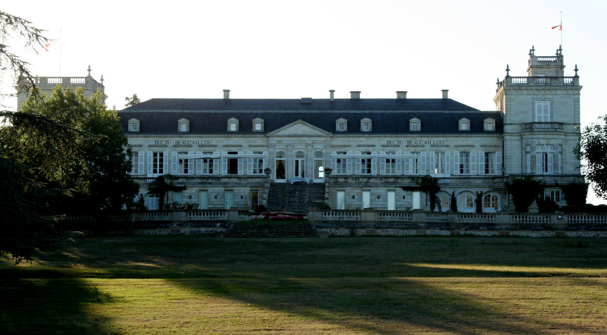 Exterior of Château Ducru-Beaucaillou in Saint-Julien — photo by Megan Mallen via Wikimedia Commons, CC BY 2.0