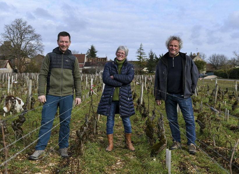 Domaine Bart family in the vineyard in Marsannay